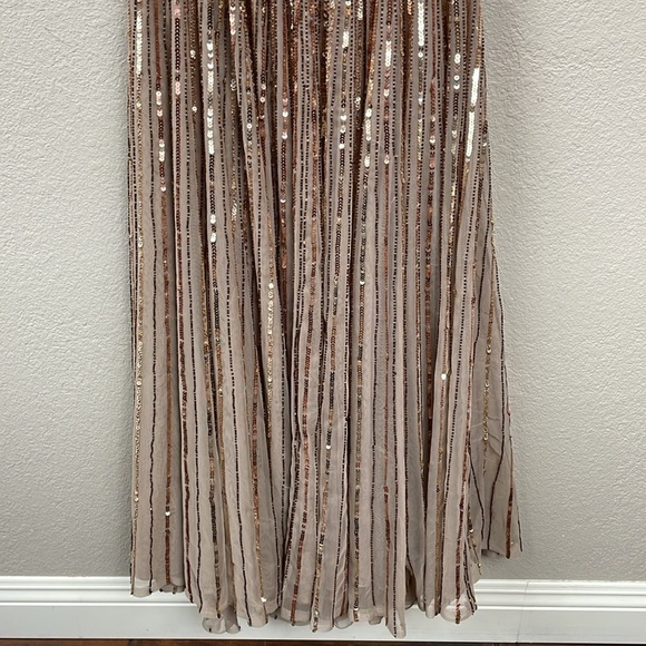 Mac Duggal Sequined Cut Out Ruffled Cap Sleeve Lace Up Back Gown Gold Sz 6 - Picture 7 of 16